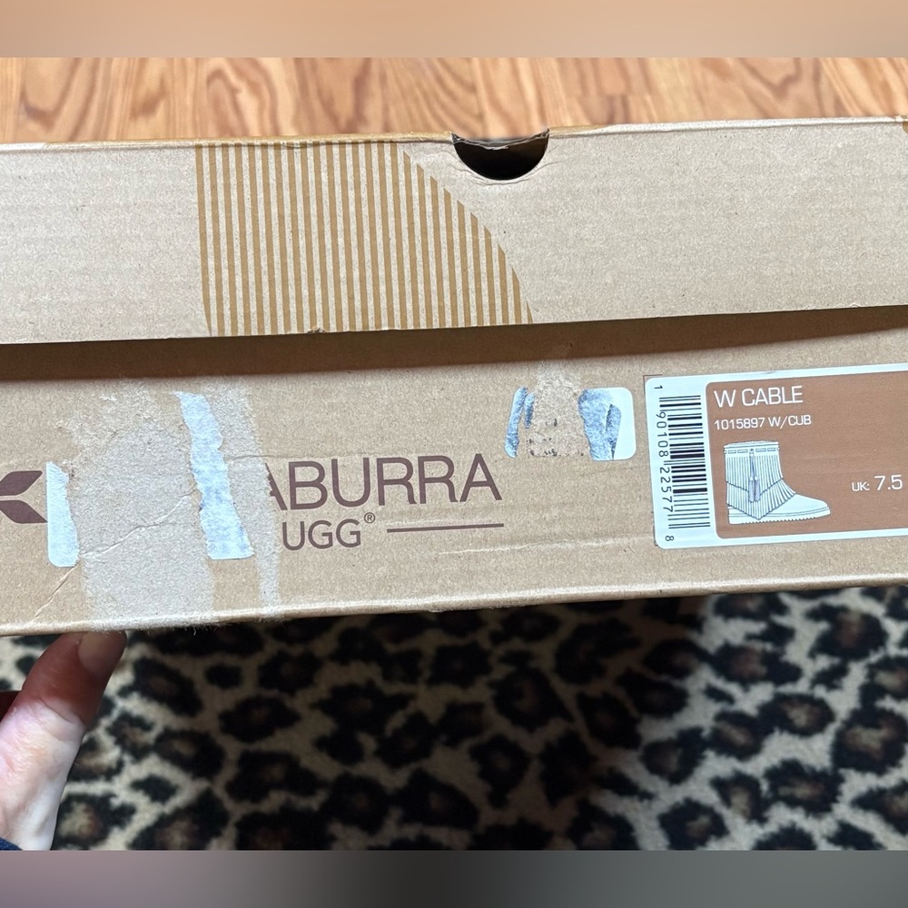 NIB Ugg by Koolaburra Cable Fringe Boots - Picture 2 of 6